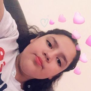 Meet your Posher, Felicia